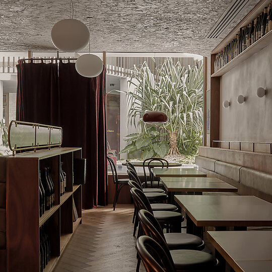 Interior photograph of Bar Heather by Andy Macpherson